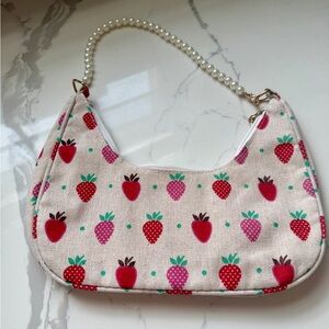 Strawberry Print Pearl Handle Shoulder Bag - Pink